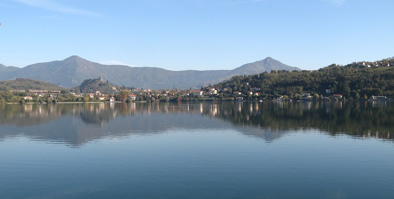 1280px Avigliana Lago grande